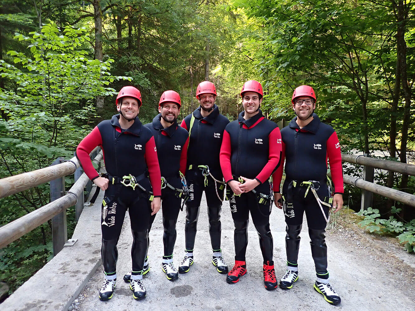 Team beim Canyoning